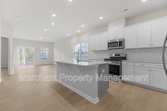 211 Backstay Ln in Taylors, SC - Building Photo - Building Photo