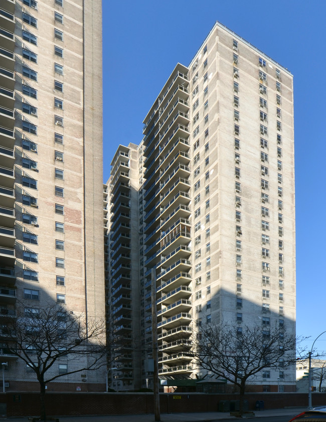 Concourse Village in Bronx, NY - Building Photo - Building Photo