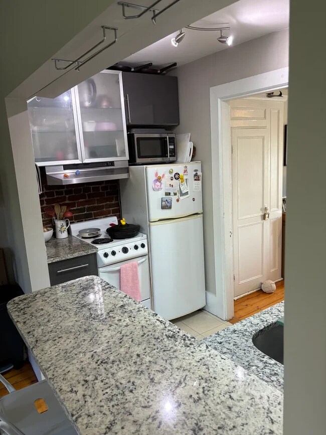 41 Monument Sq, Unit 3a in Boston, MA - Building Photo - Building Photo