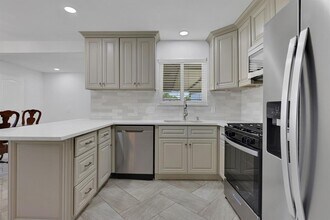 8638 Cottage Gate Ln in Houston, TX - Building Photo - Building Photo