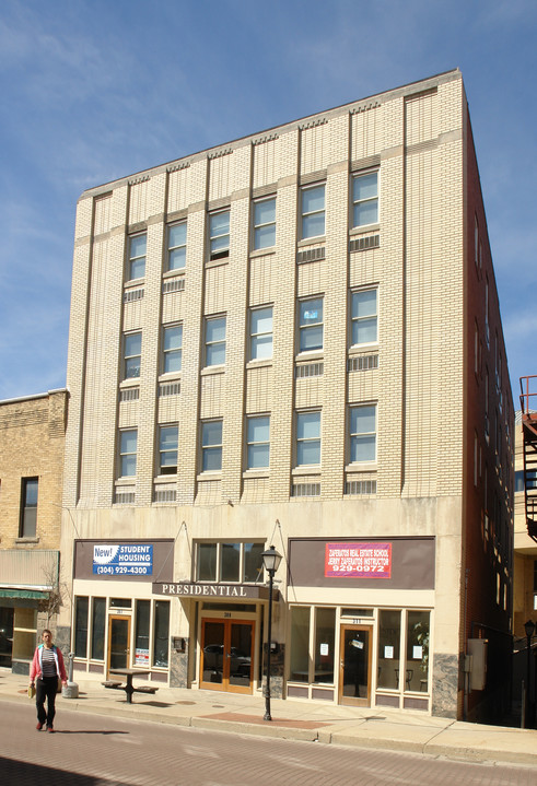 Presidential Hall in Beckley, WV - Foto de edificio