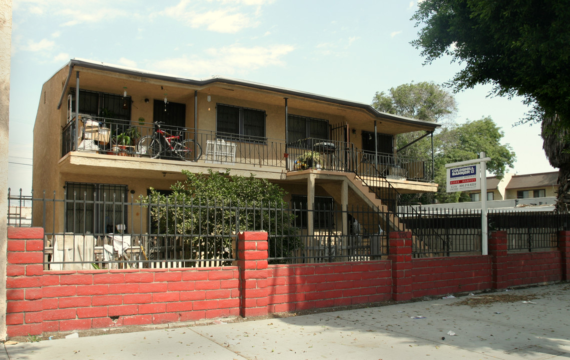 1841 W Florence Ave in Los Angeles, CA - Building Photo