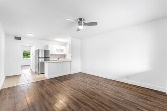 331 SE 19th Ave in Pompano Beach, FL - Building Photo - Building Photo