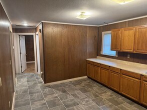 501 Ewalt Ave in Springdale, AR - Building Photo - Building Photo