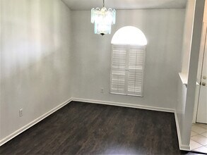 2700 Darwin Ct in Orange Park, FL - Building Photo - Building Photo