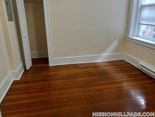 883 Huntington Ave in Boston, MA - Building Photo - Building Photo