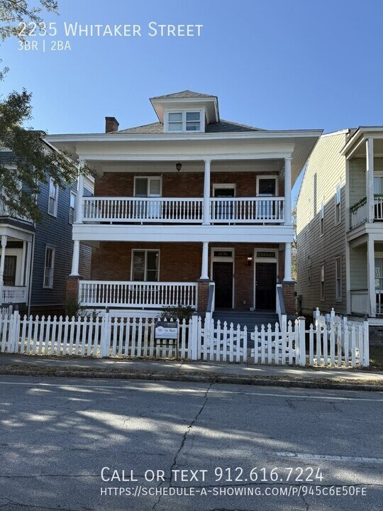 2235 Whitaker St in Savannah, GA - Foto de edificio
