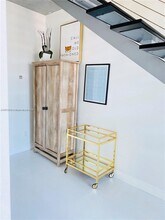 690 SW 1st Ct, Unit 2317 in Miami, FL - Building Photo - Building Photo