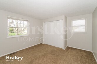 11501 E 10th St in Indianapolis, IN - Building Photo - Building Photo