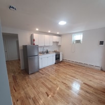 2255 S Hemberger St, Unit 1 in Philadelphia, PA - Building Photo