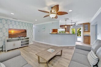 925 NE 25th Ave in Pompano Beach, FL - Building Photo - Building Photo