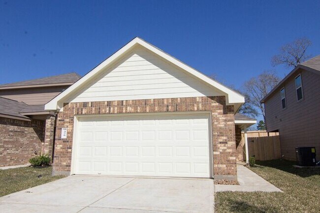376 Upper Creek Dr in Willis, TX - Building Photo - Building Photo
