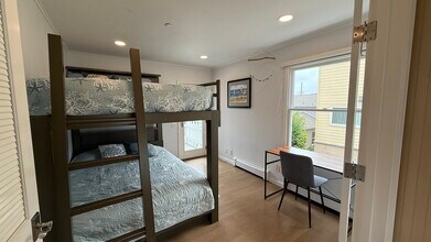 2693 E Cliff Dr in Santa Cruz, CA - Building Photo - Building Photo