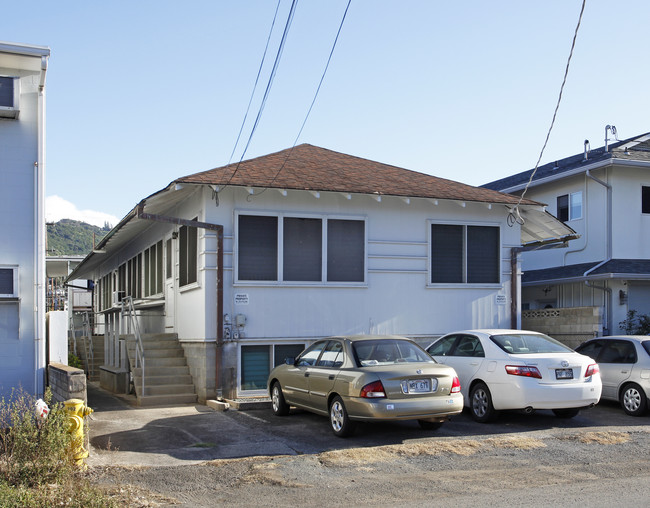 2084 Young St in Honolulu, HI - Building Photo - Building Photo