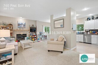 760 Pine Bay Dr in Holland, MI - Building Photo - Building Photo