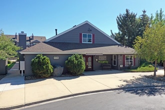Westover Gardens Apartments in Denver, CO - Building Photo - Building Photo