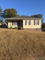 100 New Hope St in Greenville, SC - Building Photo