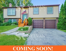 10387 Bridgewood St in Perrysburg, OH - Building Photo