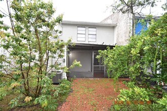 2501 E Stanley Matthew Cir in Tampa, FL - Building Photo - Building Photo