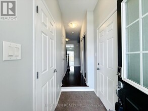 183 Laramie Cres in Ottawa, ON - Building Photo - Building Photo