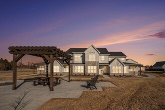 3045 E Trilby Rd in Windsor, CO - Building Photo - Building Photo
