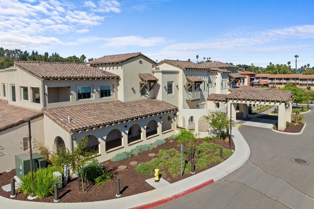 Fallbrook Trails in Fallbrook, CA - Building Photo