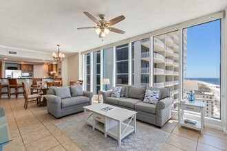 527 E Beach Blvd in Gulf Shores, AL - Foto de edificio - Building Photo
