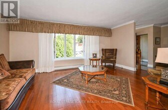 92 Bobmar Rd in Toronto, ON - Building Photo - Building Photo