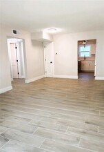 7338 Coquina Way in St Pete Beach, FL - Building Photo - Building Photo