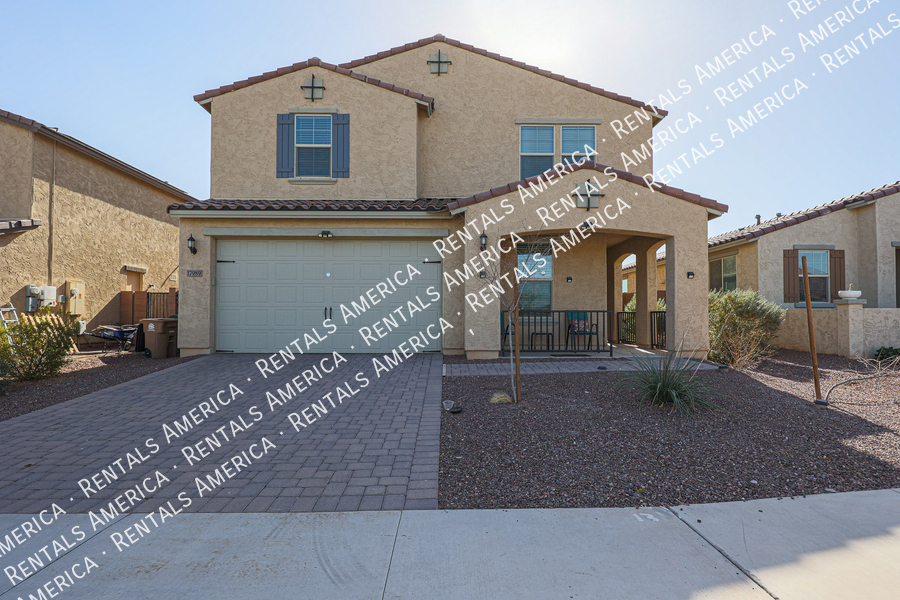 17989 W Encinas Ln in Goodyear, AZ - Building Photo