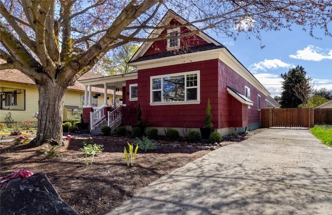 816 Washington St in Walla Walla, WA - Building Photo - Building Photo