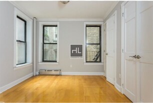 BEDFORD ST., Unit 2D in New York, NY - Building Photo