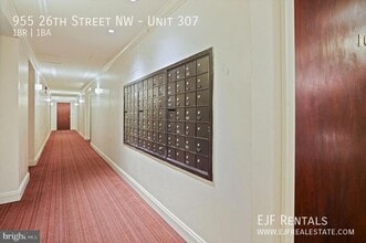 955 26th St NW in Washington, DC - Building Photo - Building Photo