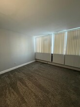 18331 W Chicago in Detroit, MI - Building Photo - Building Photo