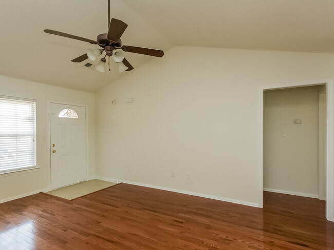 6876 White Hawk Ln in Olive Branch, MS - Building Photo - Building Photo