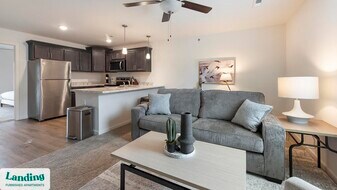 610 Universal Dr in Lyman, SC - Building Photo