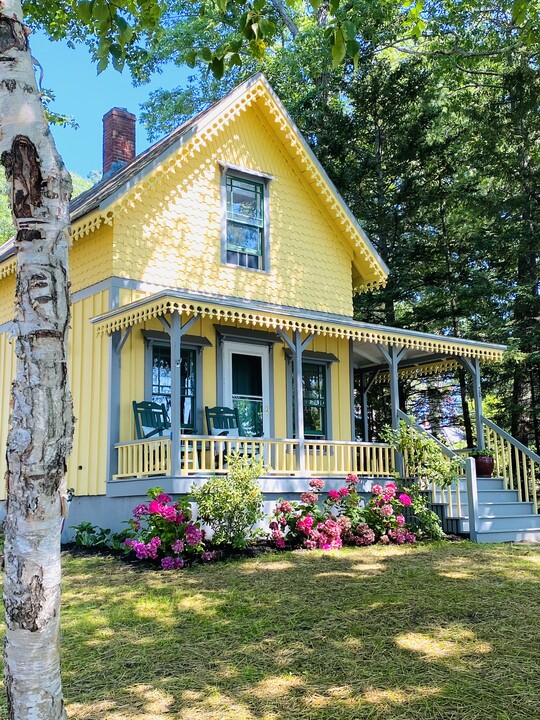 22 Nubbin Reach in Yarmouth, ME - Foto de edificio