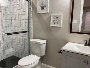 403 West St in Stafford, TX - Building Photo - Building Photo
