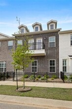 2900 SW Arlington Blvd in Bentonville, AR - Building Photo - Building Photo