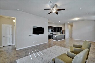5629 Porano Cir in Round Rock, TX - Building Photo - Building Photo