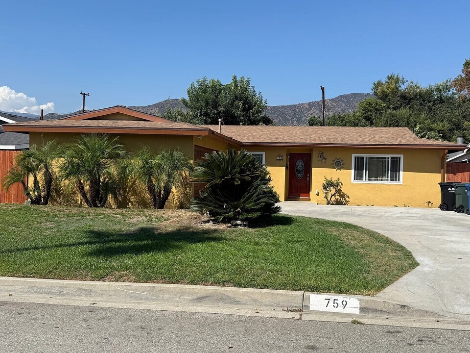 759 Bridwell St in Glendora, CA - Building Photo
