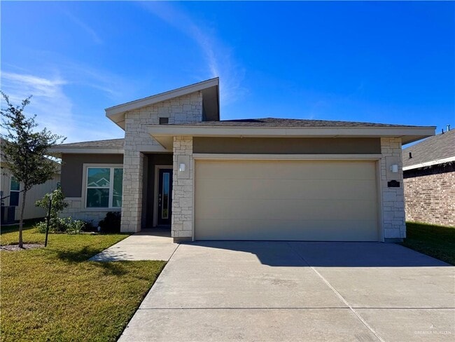 property at 20 South Dr