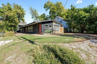 2201 Leon St in Austin, TX - Building Photo - Building Photo