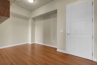10111 Inverness Main St in Englewood, CO - Building Photo - Building Photo