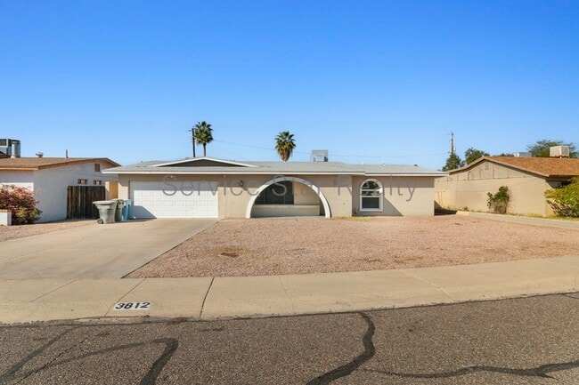 property at 3812 W Loma Ln