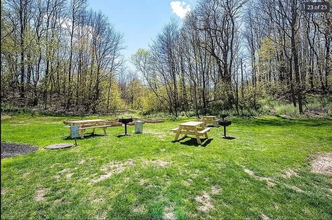 15 Cricket Brook in Dover, NH - Building Photo - Building Photo