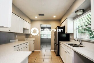 2902 Forest Cir in Seffner, FL - Building Photo - Building Photo