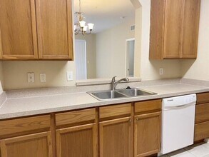 8630 Buccilli Dr in Orlando, FL - Foto de edificio - Building Photo