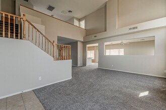 2177 S 88th Ave in Tolleson, AZ - Foto de edificio - Building Photo