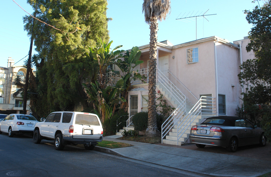 10724-10728 Camarillo St in North Hollywood, CA - Building Photo